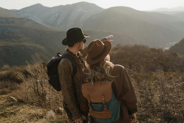 Quelle croisière permet de découvrir les traditions de la danse indienne en Inde?