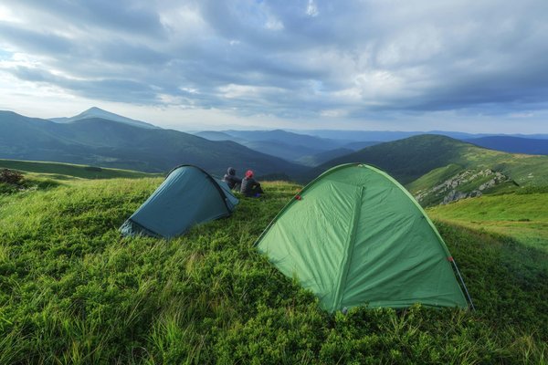 Comment choisir une tente pour un camping en région de haute altitude en automne?
